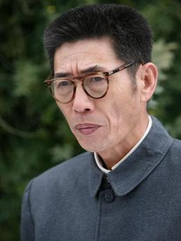 看不見的背后劇情介紹_劇情家