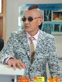 我是誰2015劇情介紹_劇情家