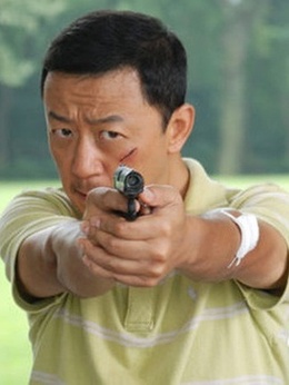 百萬巨鱷劇情介紹_劇情家